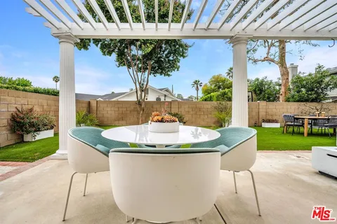 $1,550,000 | 13250 Fulton Court, Sherman Oaks, CA 91401