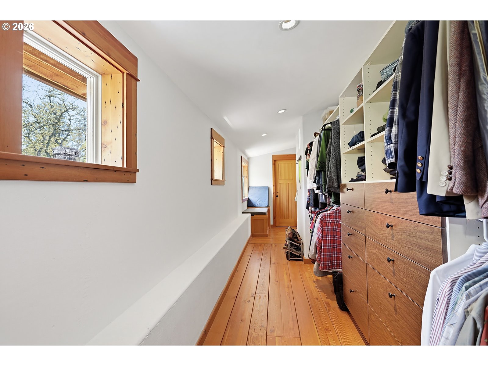 2015 Lonely Lane Mosier, OR 97040 - Photo 22 of 46 Bedroom, Primary