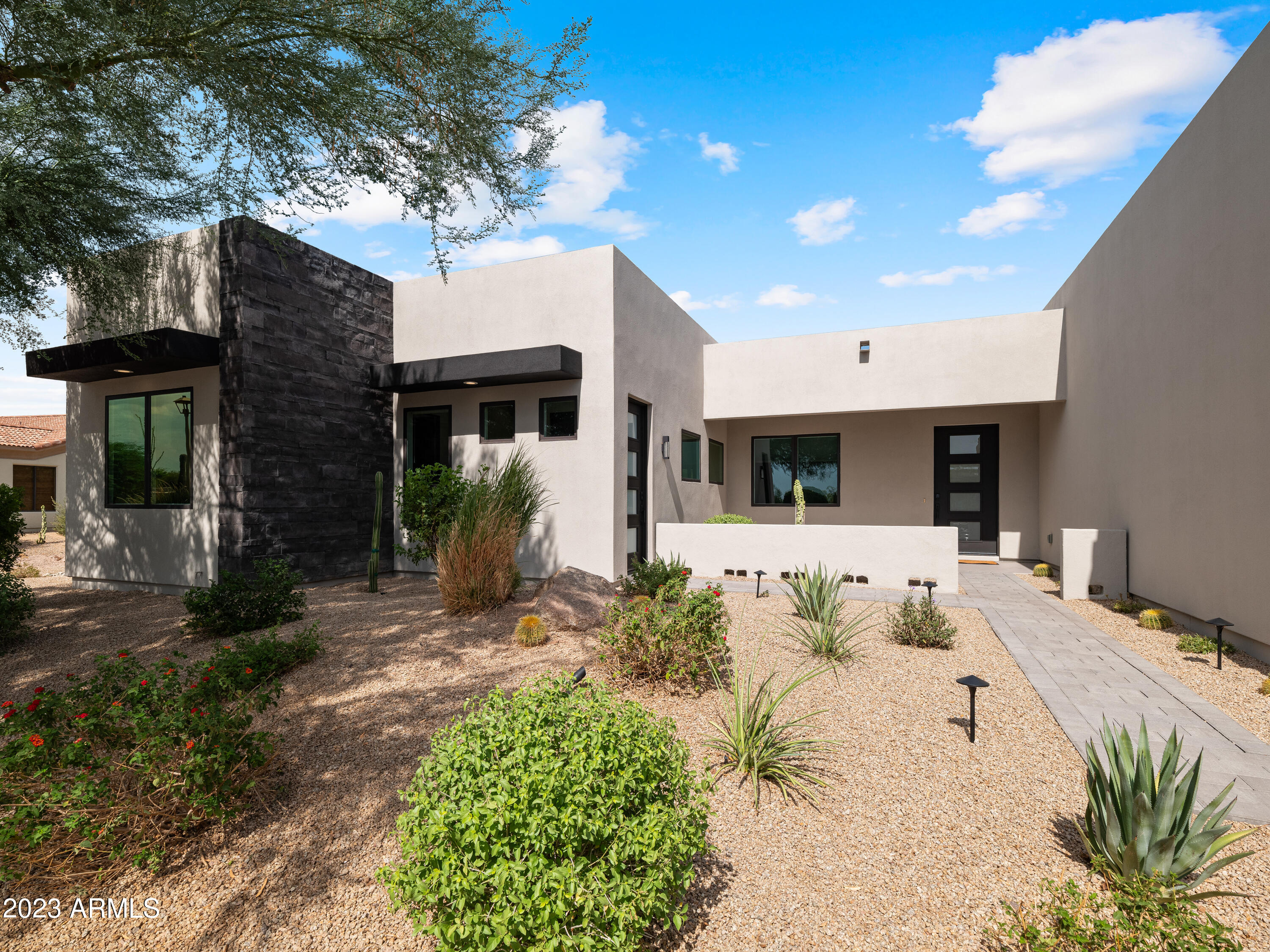 26908 North Aguila Road Rio Verde, AZ 85263 - Photo 4 of 47 Contemporary elevation