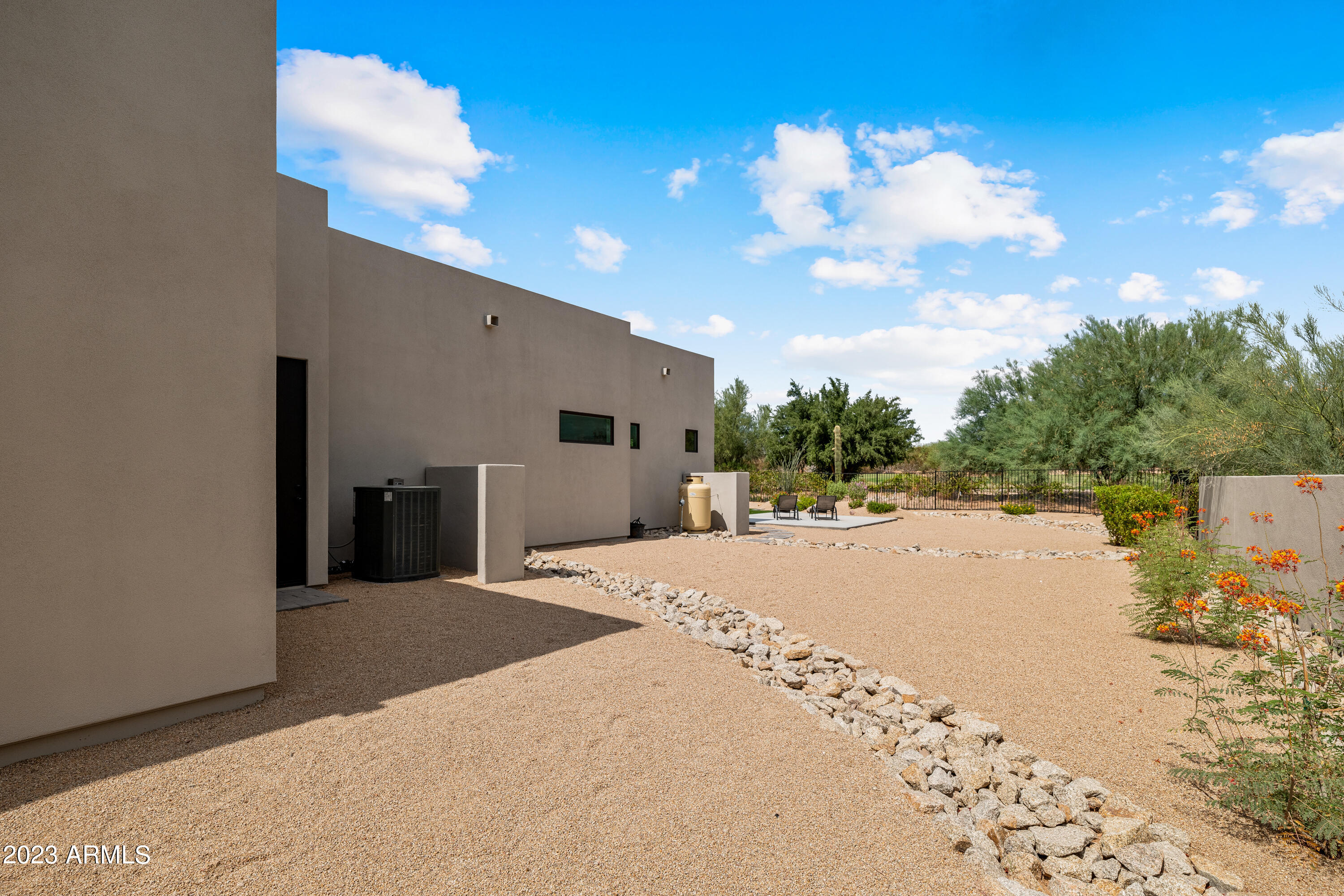 26908 North Aguila Road Rio Verde, AZ 85263 - Photo 43 of 47 Large sideyard