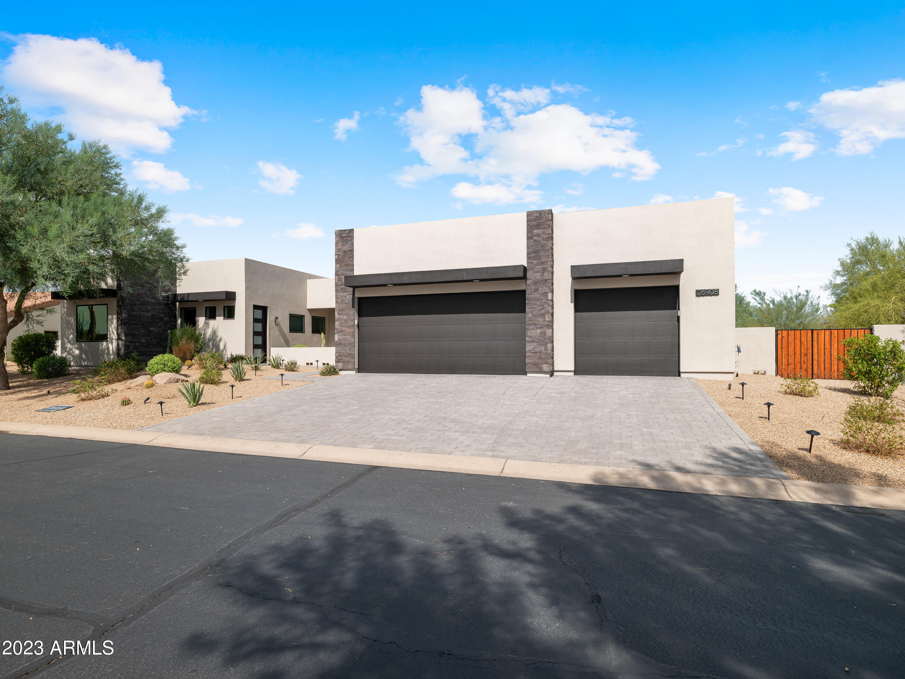 26908 North Aguila Road Rio Verde, AZ 85263 - Photo 5 of 47 Paver driveway