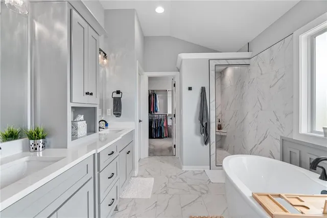 $669,900 | 15297 West 172nd Place, Olathe, KS 66062