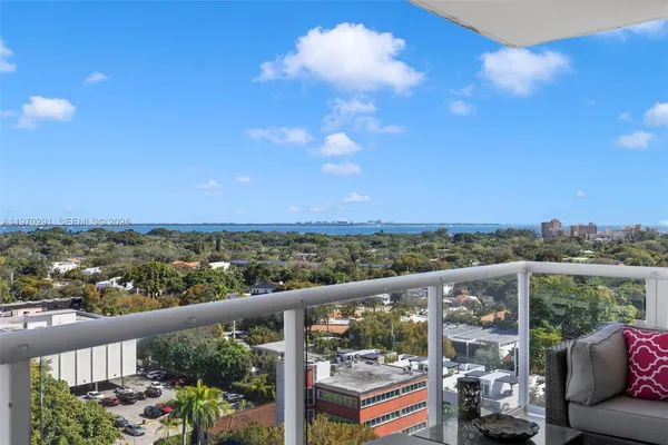 $380,000 | 1401 Southwest 22nd Street, Unit 1503, Miami, FL 33145