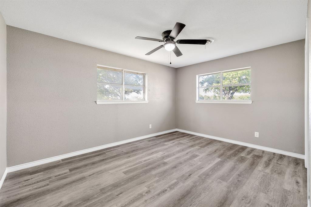 3301 South Murvil Street Decatur, TX 76234 - Photo 22 of 28 Bedroom #2