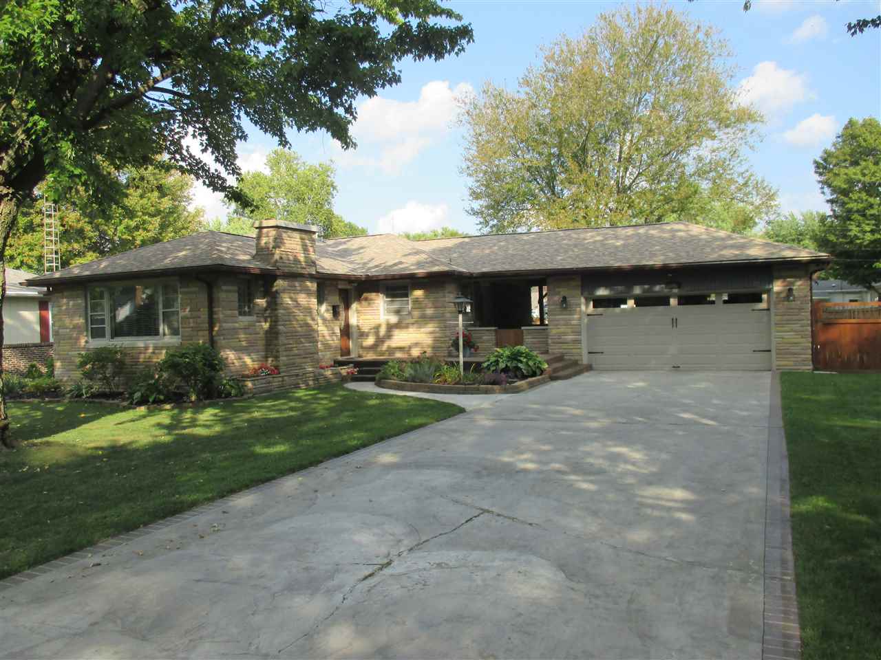 1119 Hill Rochester In 46975 Rochester, IN 46975 - Photo 1 of 12