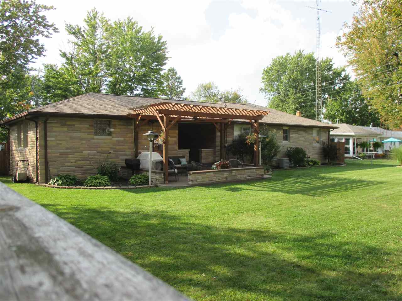 1119 Hill Rochester In 46975 Rochester, IN 46975 - Photo 3 of 12