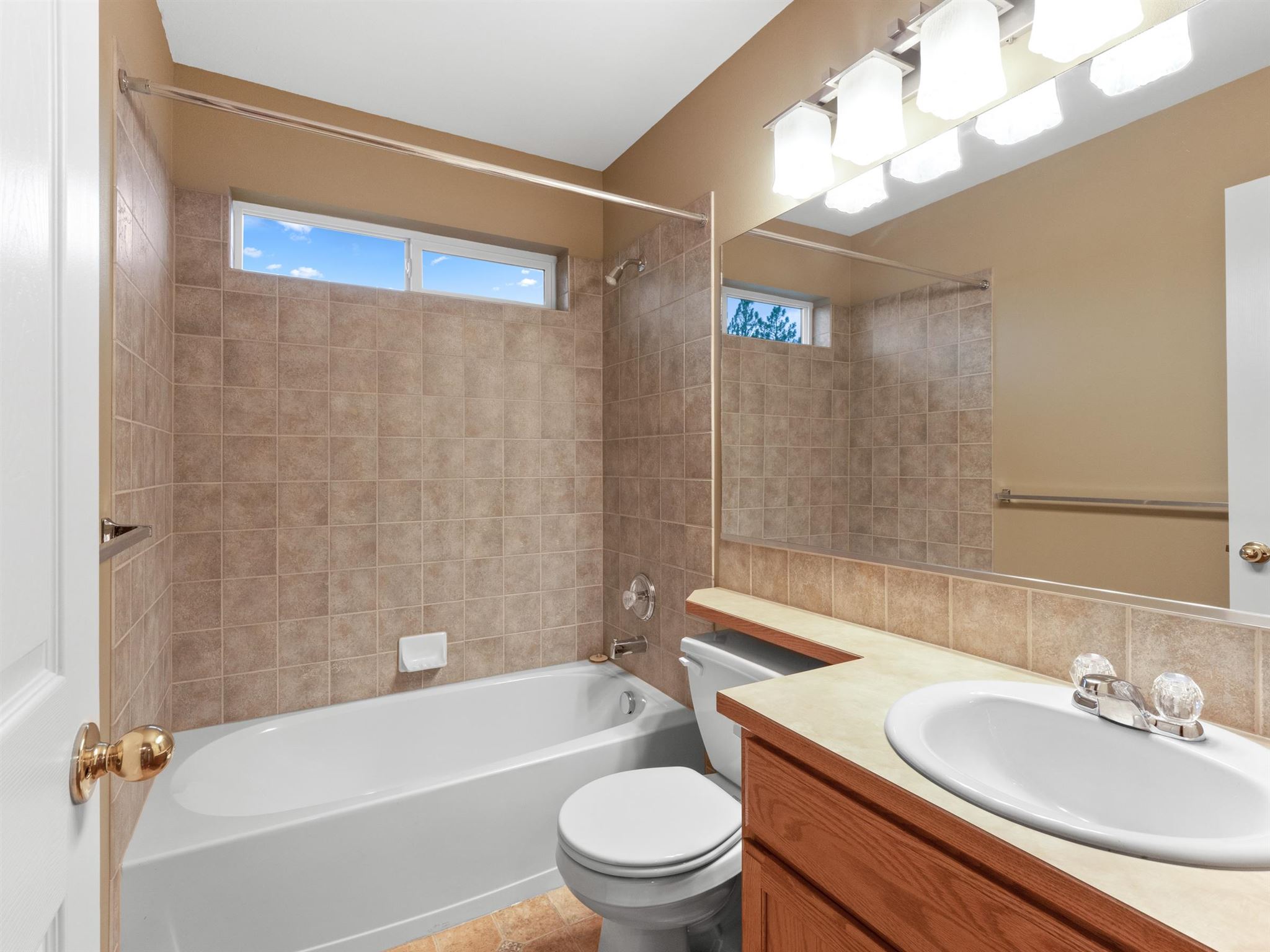 6013 Vista Ridge Lane Spokane, WA 99217 - Photo 17 of 43 Gallery Image 17