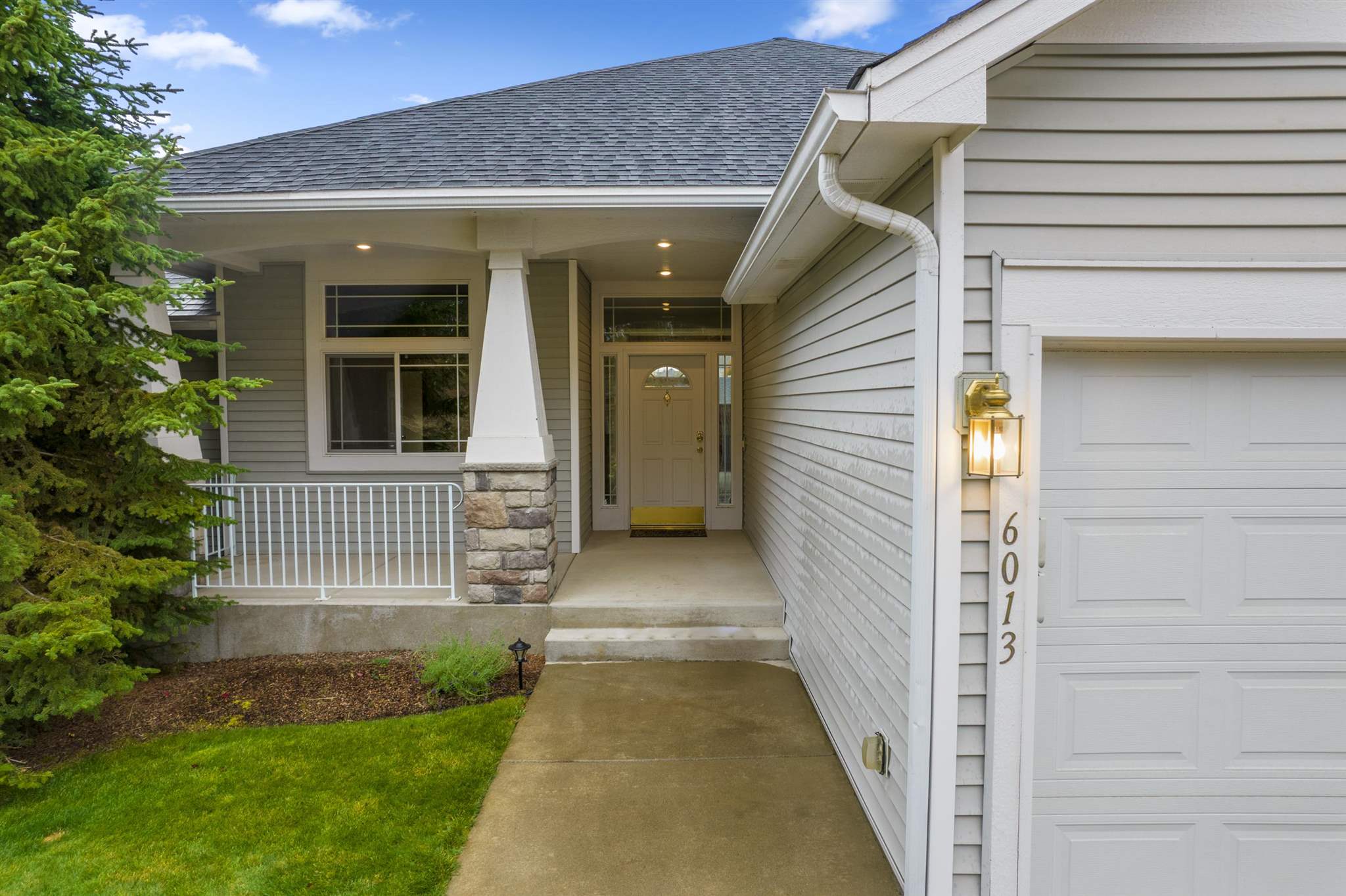 6013 Vista Ridge Lane Spokane, WA 99217 - Photo 3 of 43 Gallery Image 3