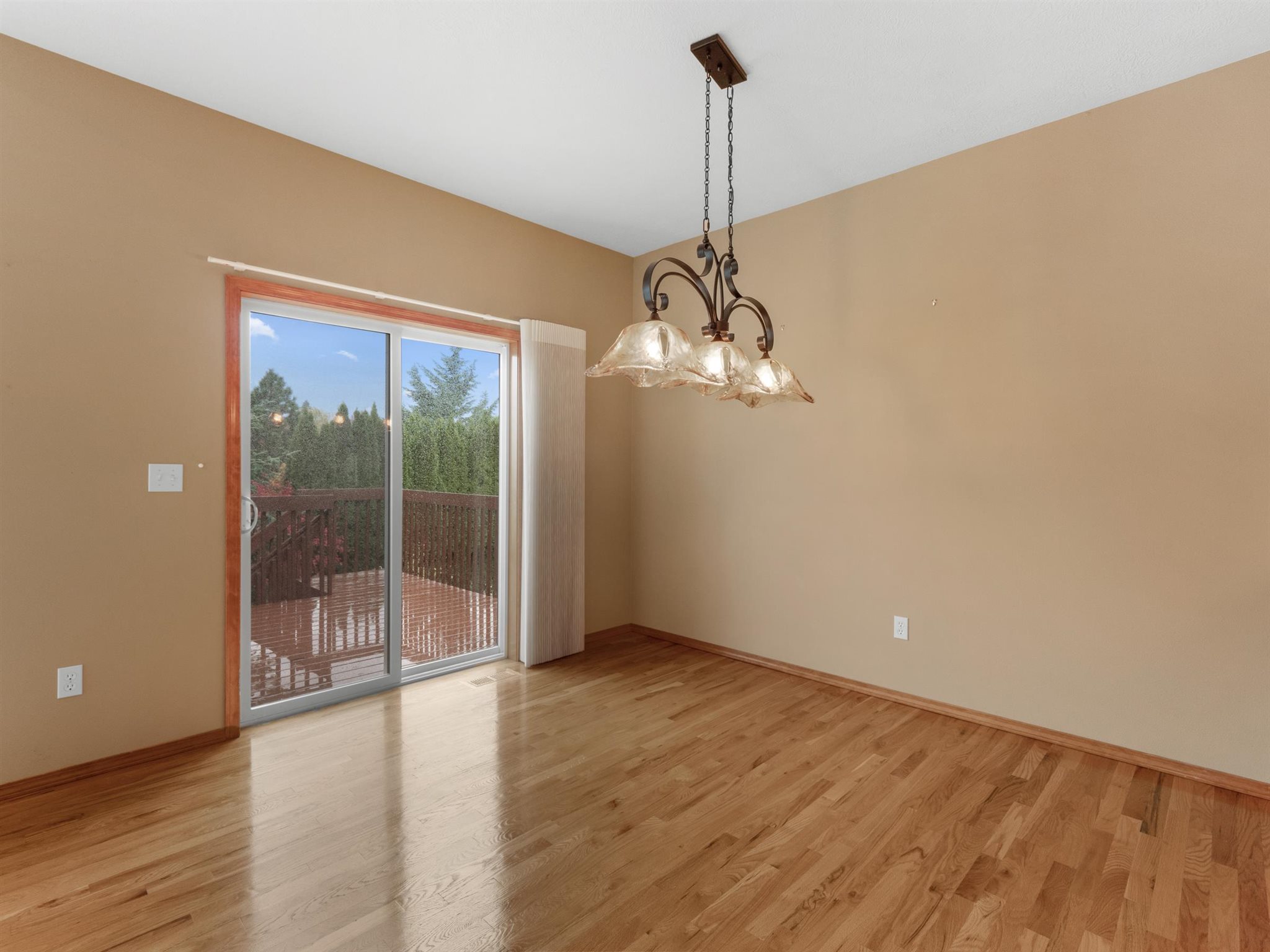 6013 Vista Ridge Lane Spokane, WA 99217 - Photo 10 of 43 Gallery Image 10