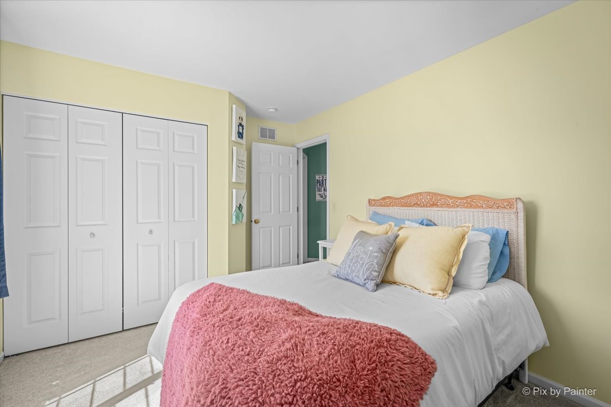 142 Augusta Lane Cary, IL 60013 - Photo 28 of 50