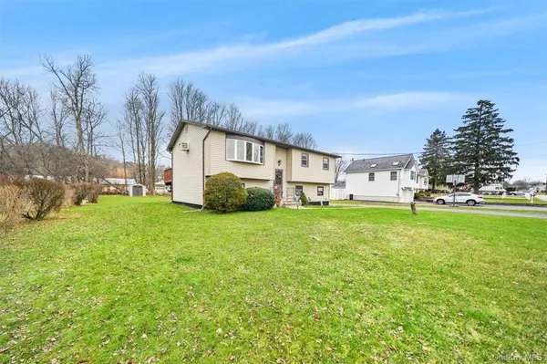 $579,000 | 24 Marc Terrace, Monroe, NY 10950