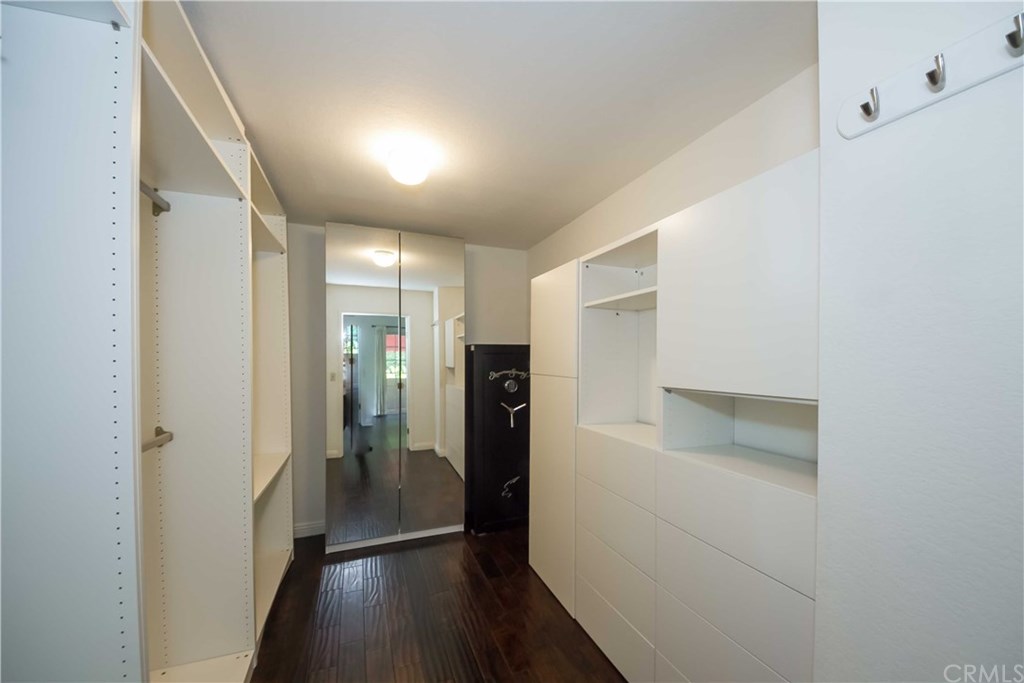 1941 Pepper Drive Altadena, CA 91001 - Photo 17 of 21