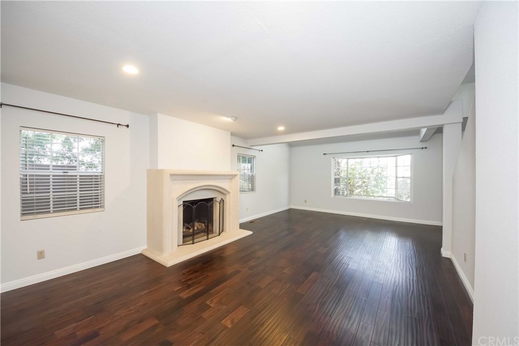 1941 Pepper Drive Altadena, CA 91001 - Photo 4 of 21