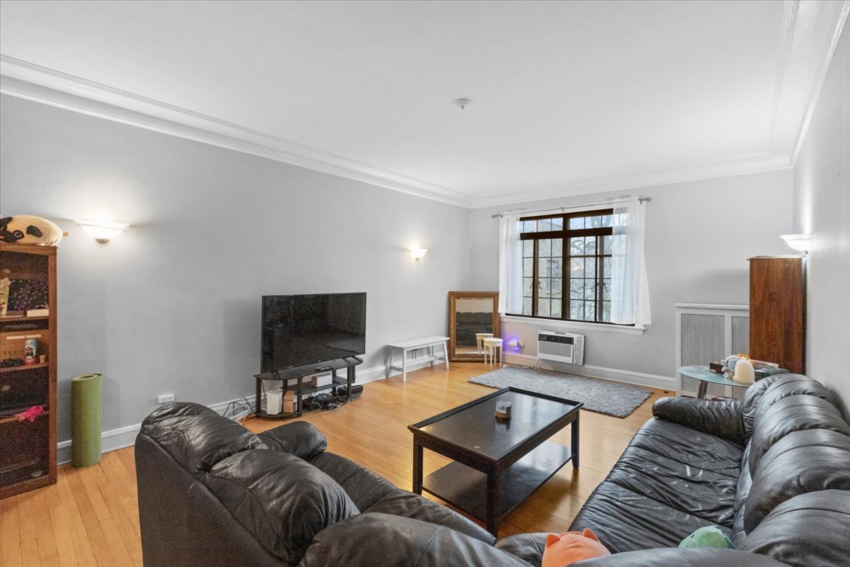 730 Noyes Street, Unit K3 Evanston, IL 60201 - Photo 4 of 10