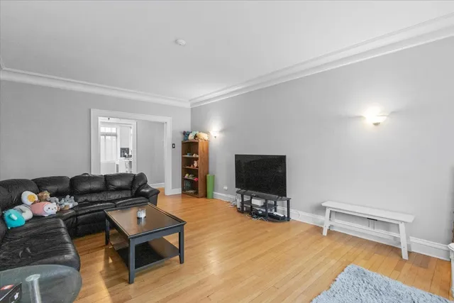 $130,000 | 730 Noyes Street, Unit K3, Evanston, IL 60201