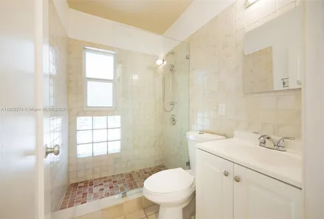 $1,750,000 | 4050 Loquat Avenue, Coconut Grove, FL 33133