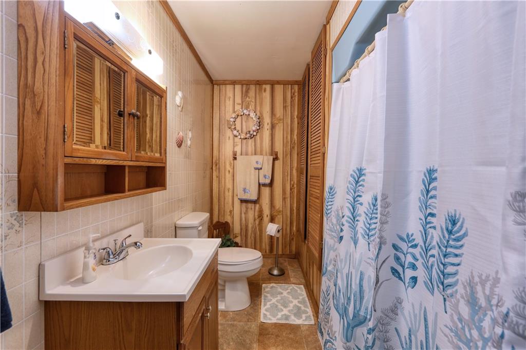 163 Little Blue Road Hookstown, PA 15050 - Photo 8 of 17 Gallery Image 8