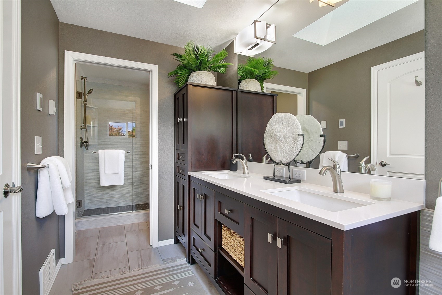 548 North 75th Street Seattle, WA 98103 - Photo 16 of 28