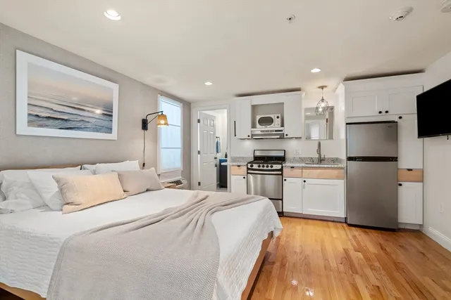 $3,600,000 | 11 Charter Street, Newburyport, MA 01950