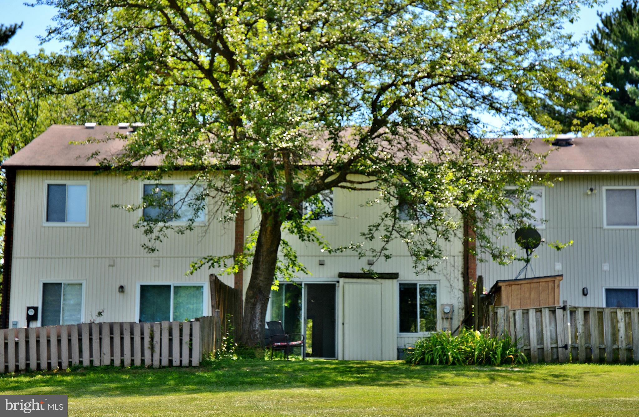 19547 Transhire Road Gaithersburg, MD 20886 - Photo 5 of 28 Rear View of House