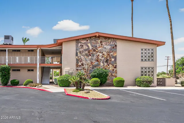 $180,000 | 10851 North Fairway Court West, Sun City, AZ 85351