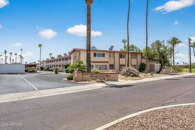 $180,000 | 10851 North Fairway Court West, Sun City, AZ 85351