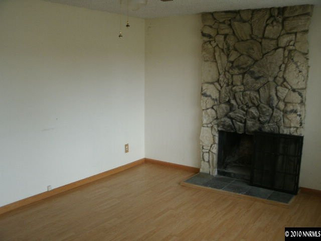 413 Matterhorn Boulevard Reno, NV 89506 - Photo 2 of 6 Photo 2