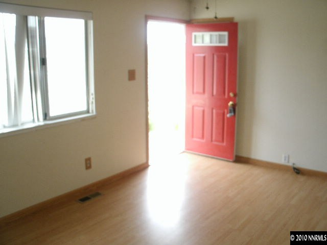 413 Matterhorn Boulevard Reno, NV 89506 - Photo 3 of 6 Photo 3