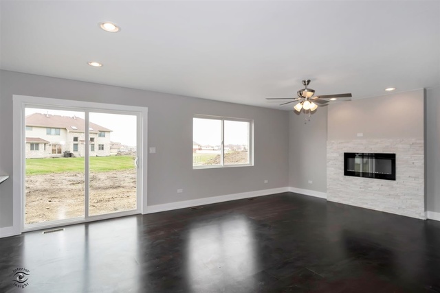5029 Ribbon Drive Monee, IL 60449 - Photo 10 of 27 Gallery Image 10