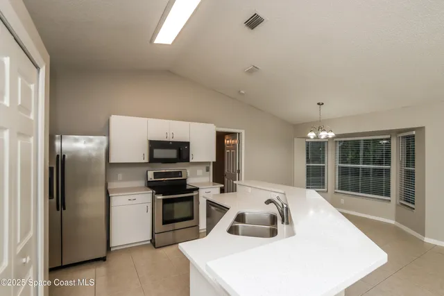 $1,925 | 453 Foxdall Avenue Northeast, Palm Bay, FL 32907