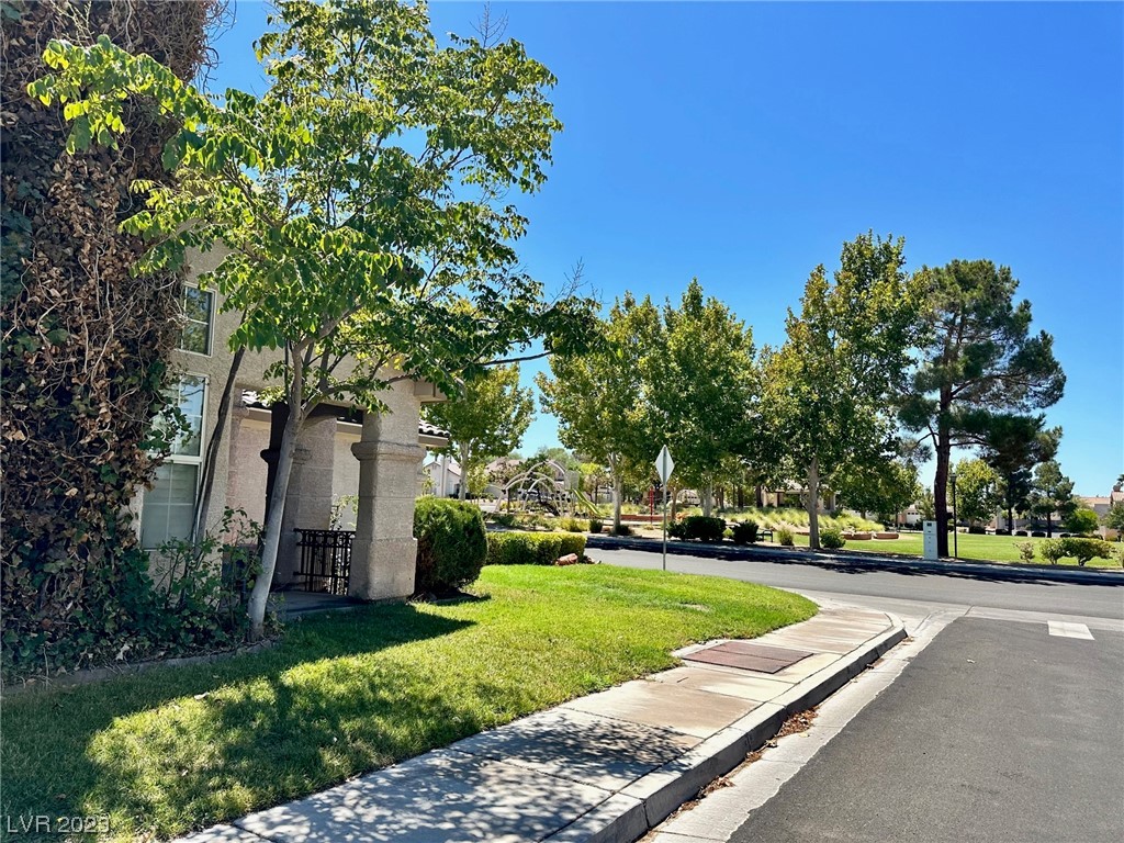 16 Rue De Parc Henderson, NV 89074 - Photo 4 of 10