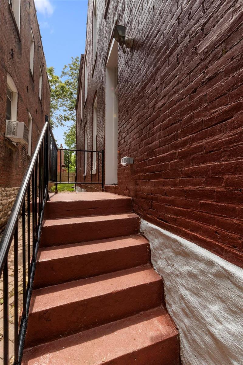2602 Rutger Street St. Louis, MO 63104 - Photo 3 of 29