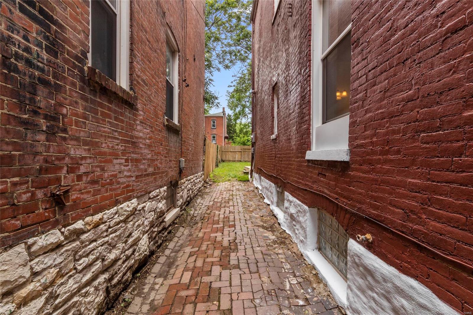 2602 Rutger Street St. Louis, MO 63104 - Photo 4 of 29