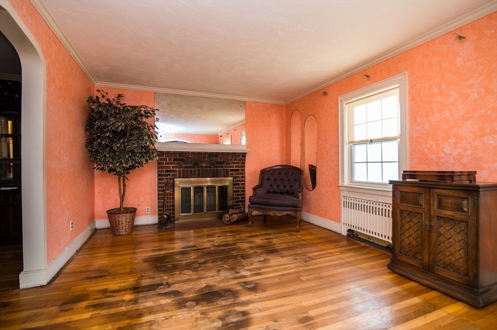 19 Range Road Boston, MA 02124 - Photo 9 of 31