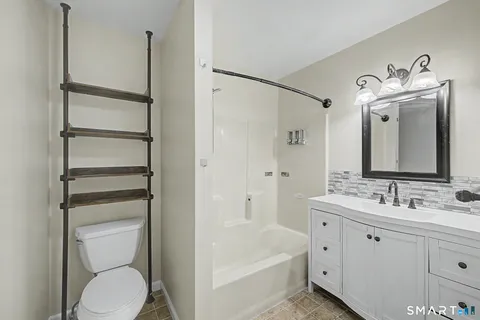 $599,000 | 150 Hope Street, Unit 14, Stamford, CT 06906