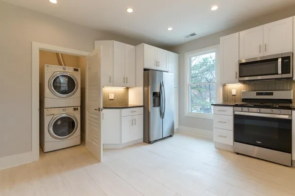 $3,250 | 1544 Court Avenue, Unit 1, Memphis, TN 38104