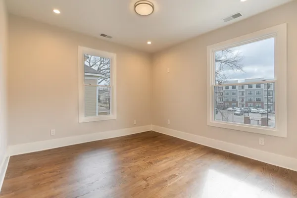 $3,250 | 1544 Court Avenue, Unit 1, Memphis, TN 38104