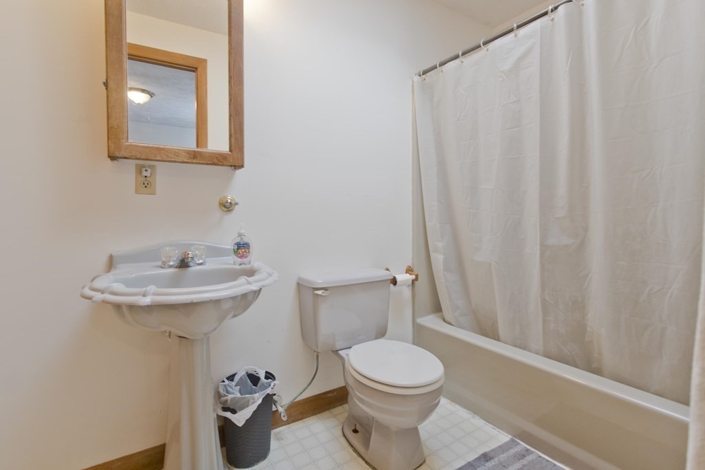 68 Lake George Road Wales, MA 01081 - Photo 31 of 42