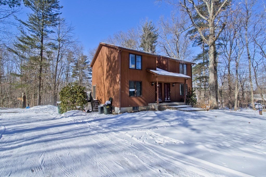 68 Lake George Road Wales, MA 01081 - Photo 4 of 42