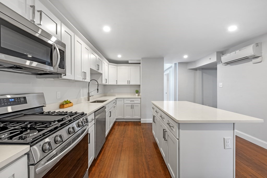 109 Main Street, Unit 2 Woburn, MA 01801 - Photo 14 of 30