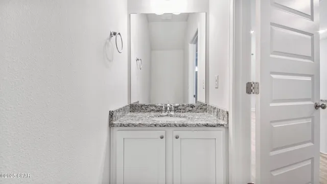 $2,000 | 1674 Caleigh Court, Lynn Haven, FL 32444