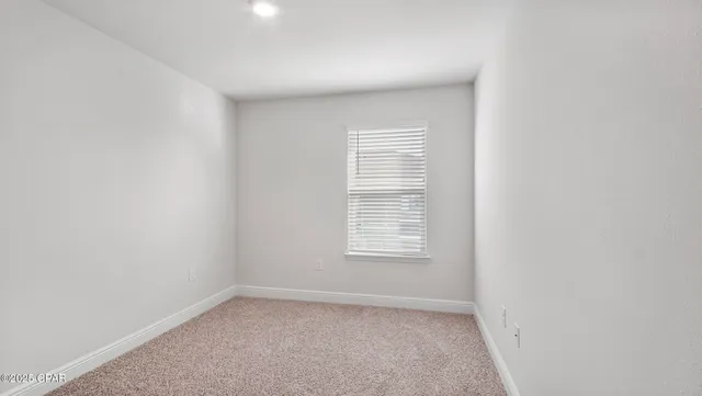 $2,000 | 1674 Caleigh Court, Lynn Haven, FL 32444