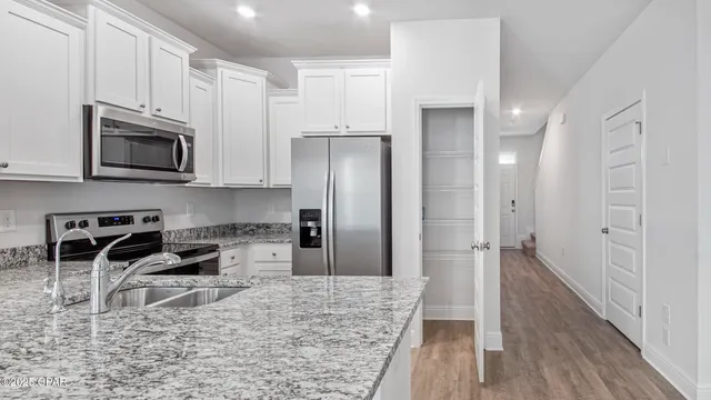 $2,000 | 1674 Caleigh Court, Lynn Haven, FL 32444