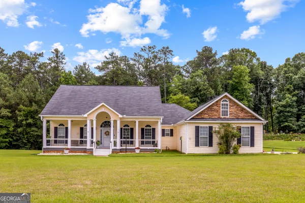 $364,900 | 120 Copper Creek Drive, LaGrange, GA 30240
