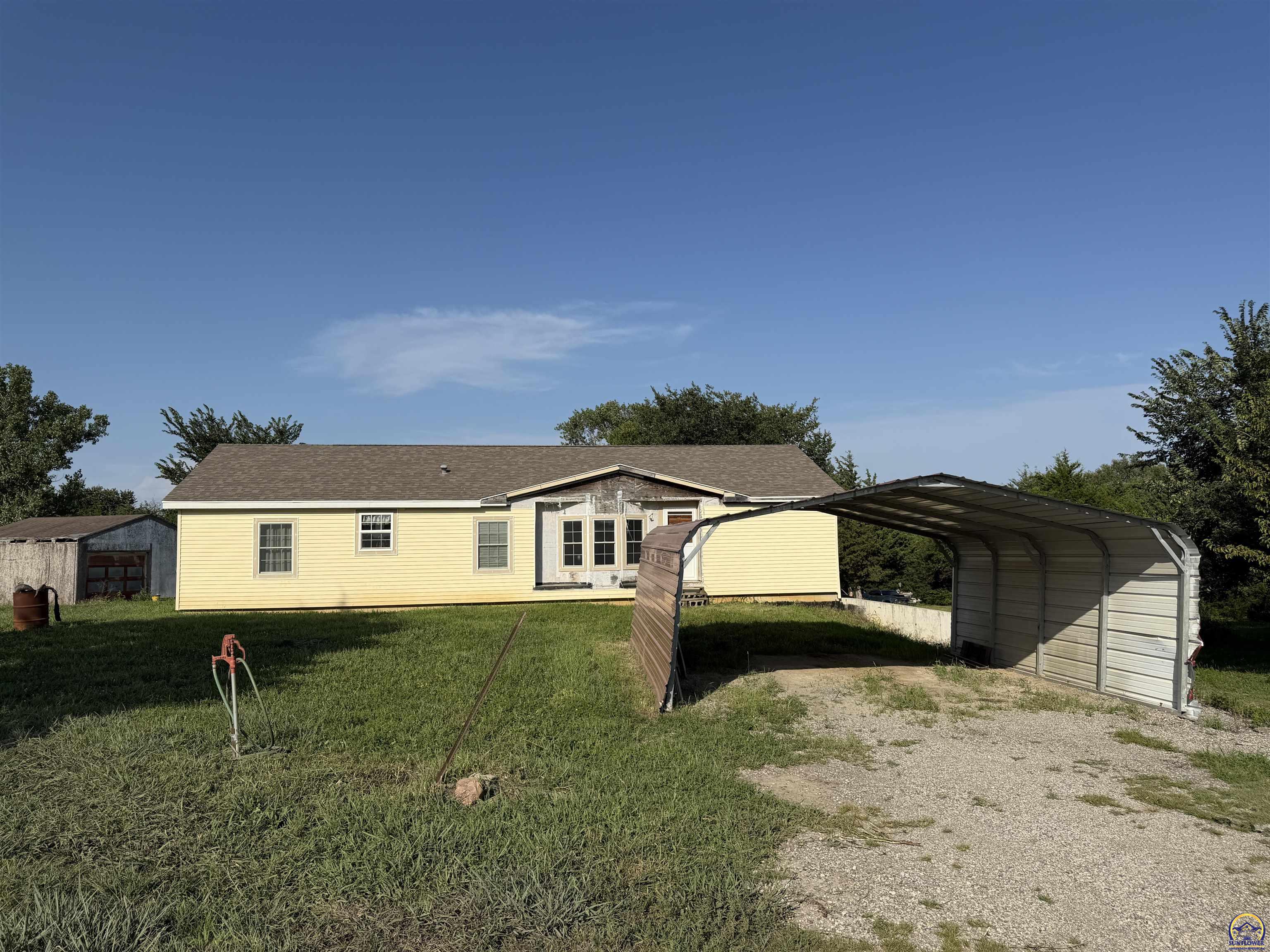 6936 Butler Road Meriden, KS 66512 - Photo 2 of 26 Gallery Image 2