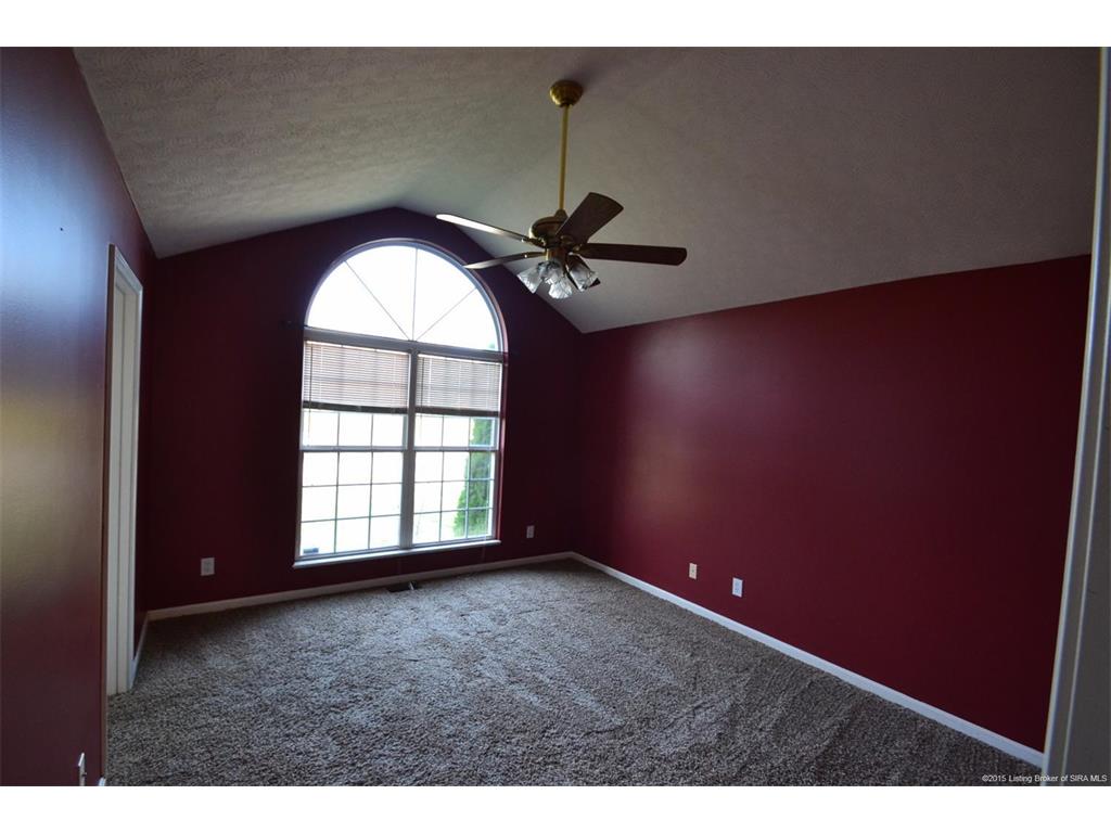 1507 High Meadow Road Jeffersonville, IN 47130 - Photo 7 of 20 Gallery Image 7