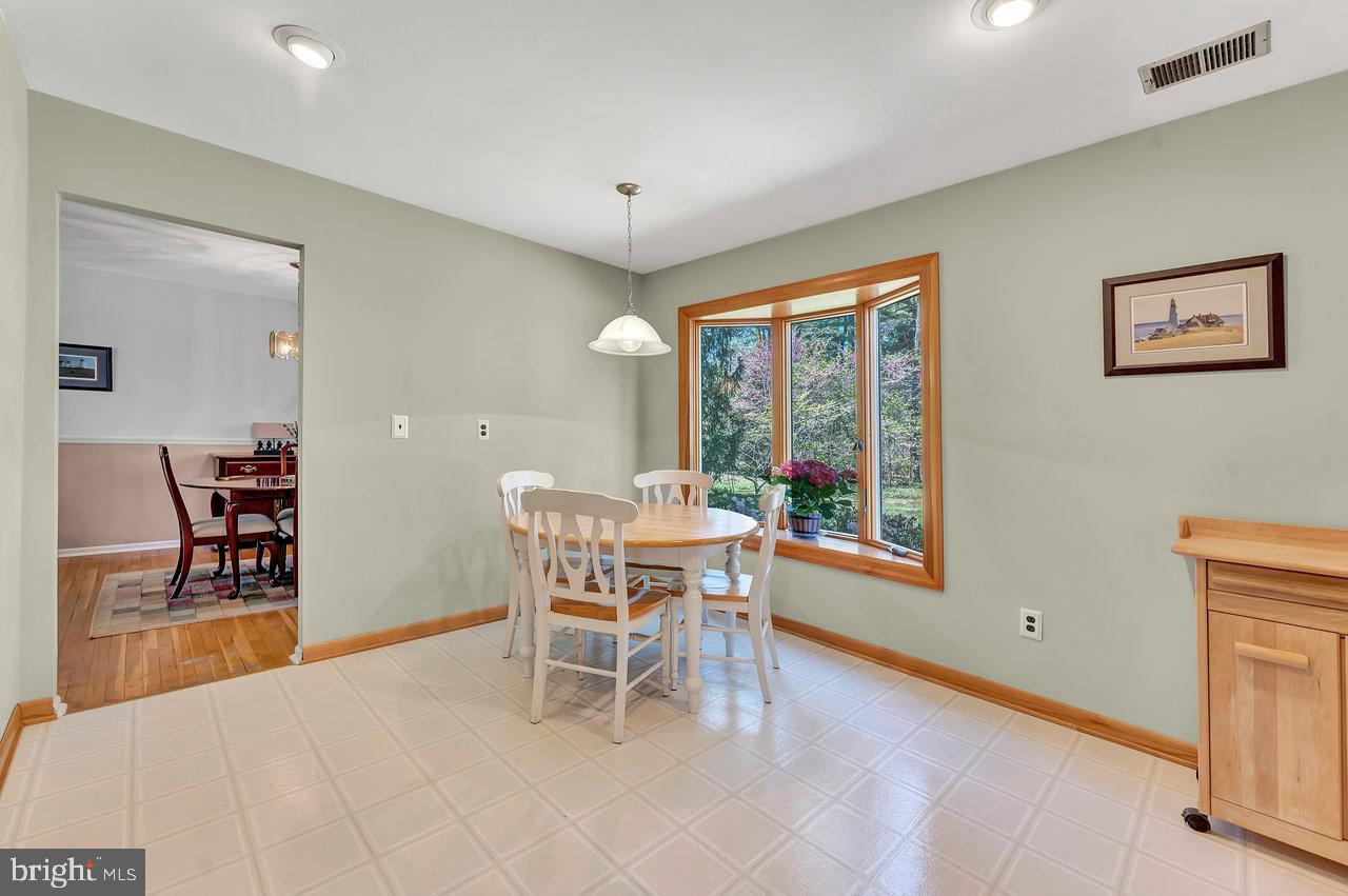 79 Wolfpack Road Hamilton, NJ 08619 - Photo 11 of 30 a dining room with furniture and window