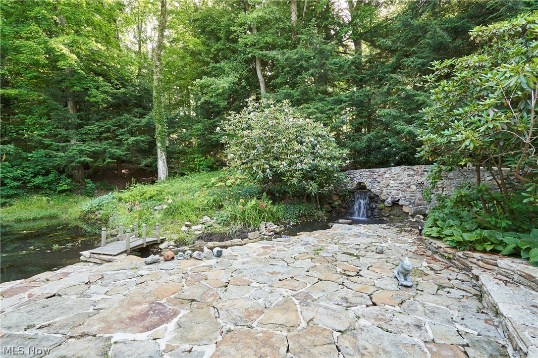 10331 Butternut Road Chesterland, OH 44026 - Photo 16 of 29