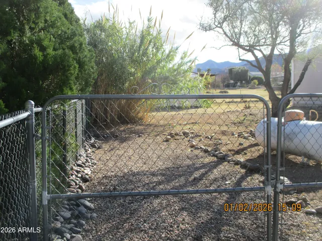 $1,150 | 5296 East Brickey Drive, Hereford, AZ 85615