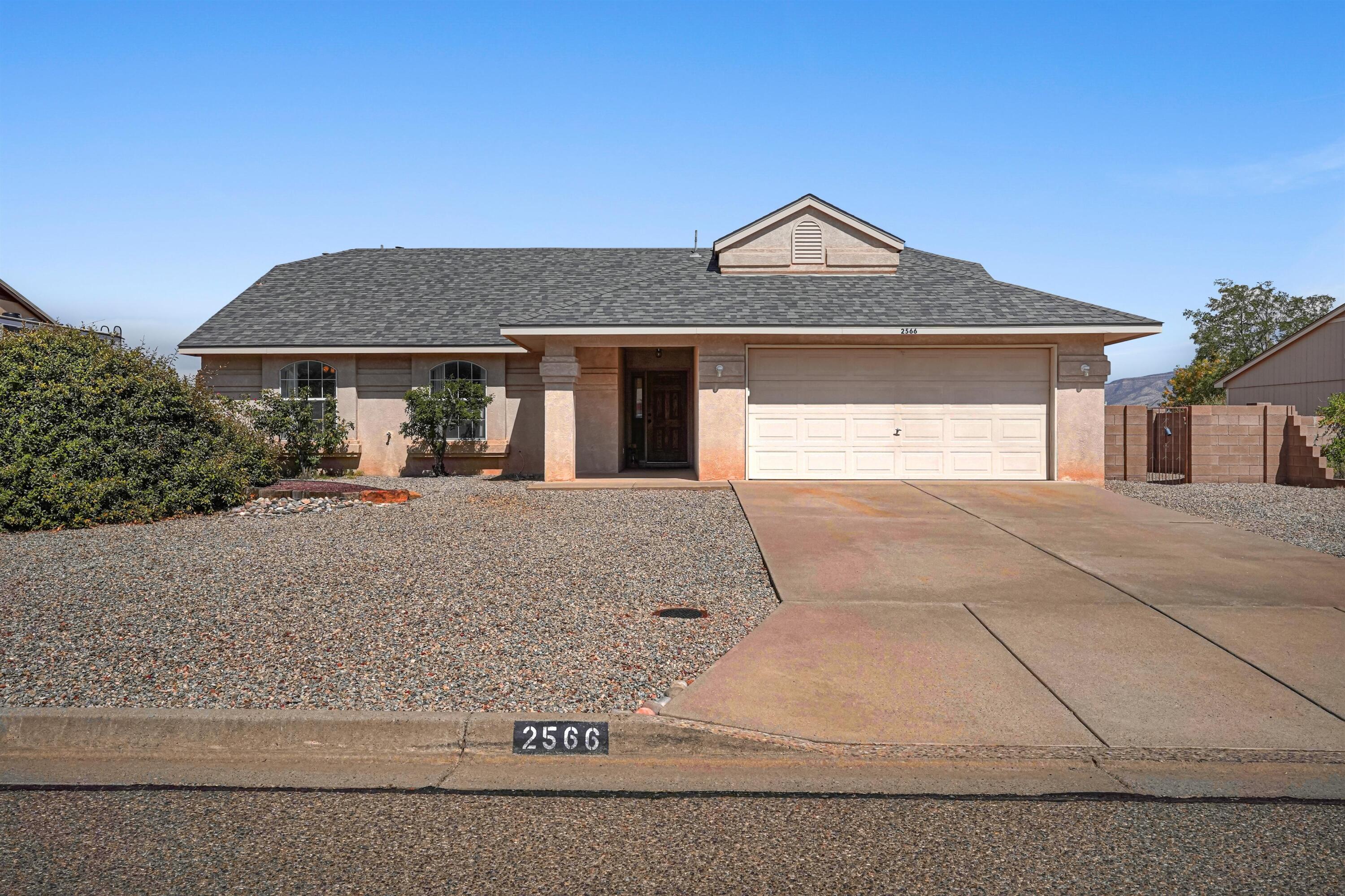 2566 Diamond Peak Drive Northeast Rio Rancho, NM 87144 - Photo 2 of 31 Gallery Image 2